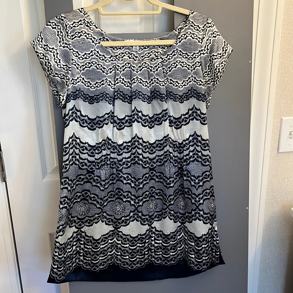 Cabi silk top. Never worn. No tags.